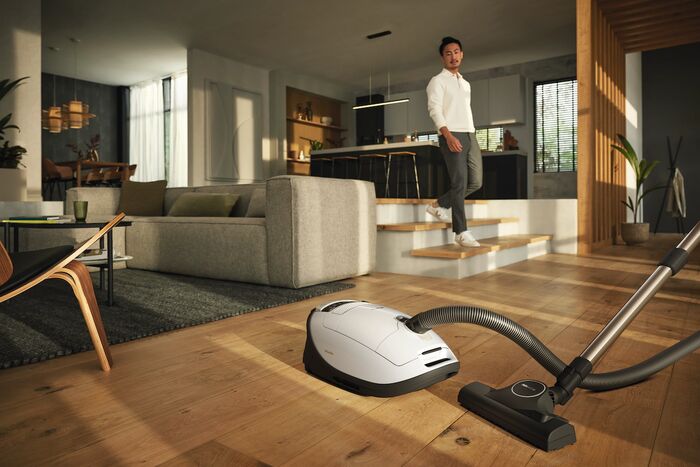 Miele Complete C3 Medicare ryksuga - Hvít