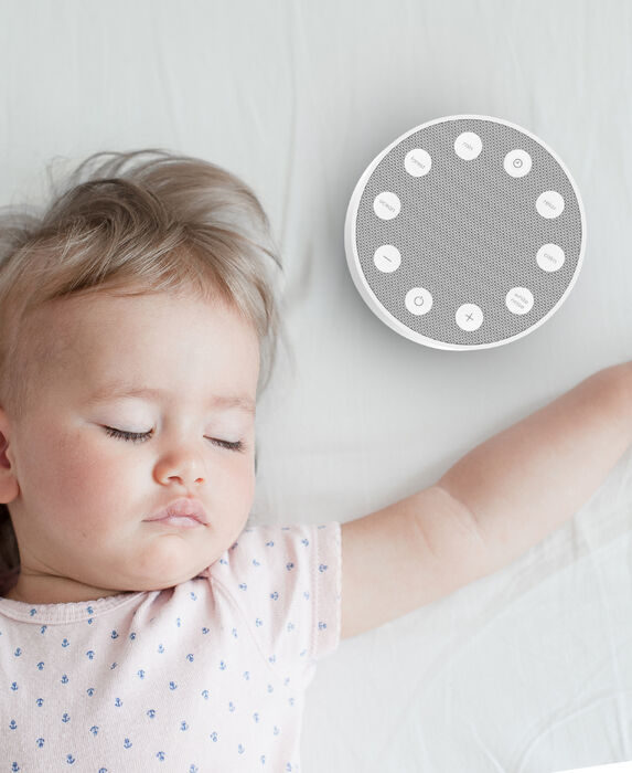 Sharper Image Sleep Therapy hljóðvél - Hvít
