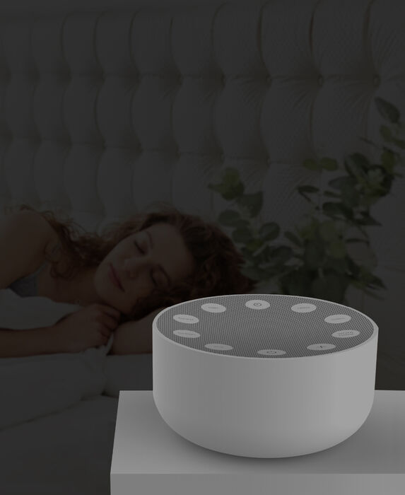 Sharper Image Sleep Therapy hljóðvél - Hvít