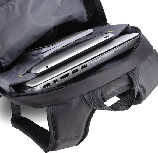 Case Logic 15,6'' fartölvubakpoki - Svartur