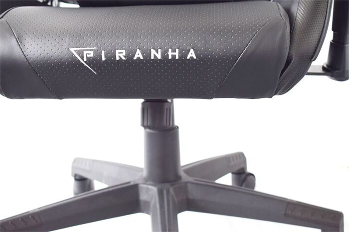 Piranha Bite leikjastóll - Svartur