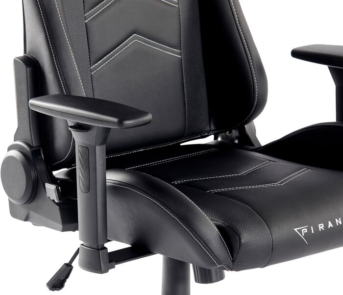 Piranha Attack leikjastóll - Svartur