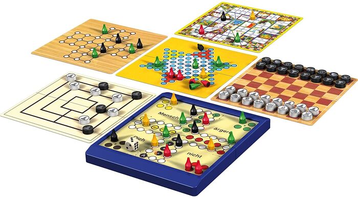 8 ferðaspil í pakka