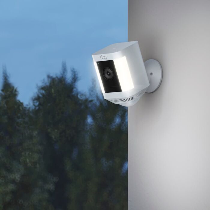 Ring Spotlight Cam Plus öryggismyndavél - Hvít