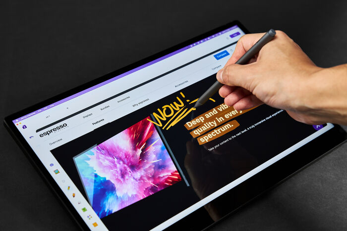 espresso Pro 15,6" UHD ferðasnertiskjár - Svartur