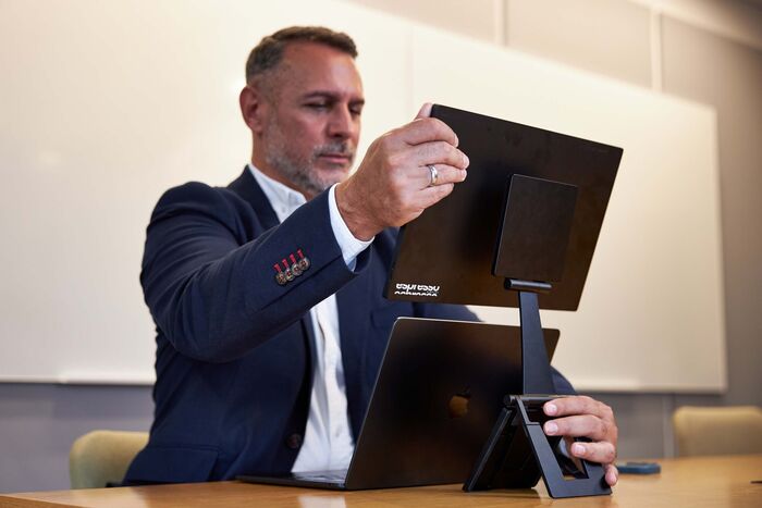 espresso 15,6" FHD ferðasnertiskjár - Svartur