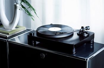 Audio Technica LP7X plötuspilari - Svartur