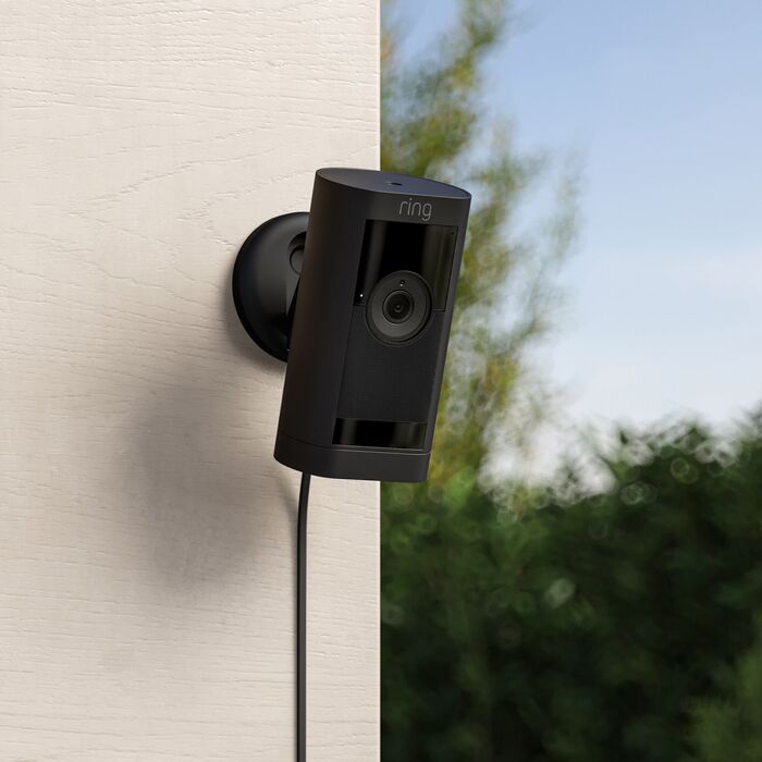 Ring Stick Up Cam Pro Plug-in öryggismyndavél - Svört