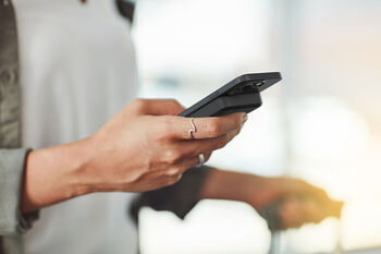 Belkin BoostCharge Pro 8K MagSafe Qi2 ferðahleðsla - Svart