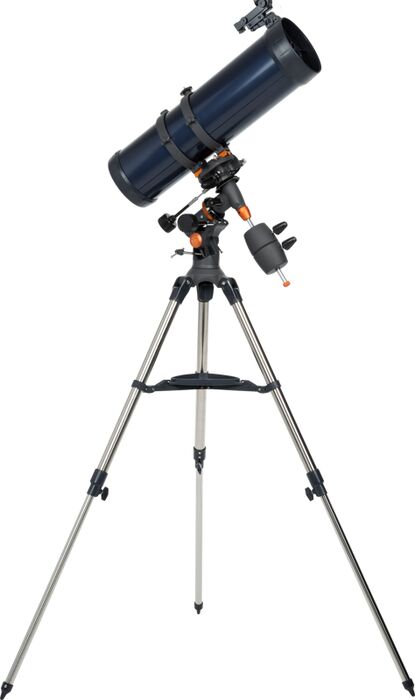 Celestron Astromaster 130EQ með símahaldara og T-2 Barlow linsu
