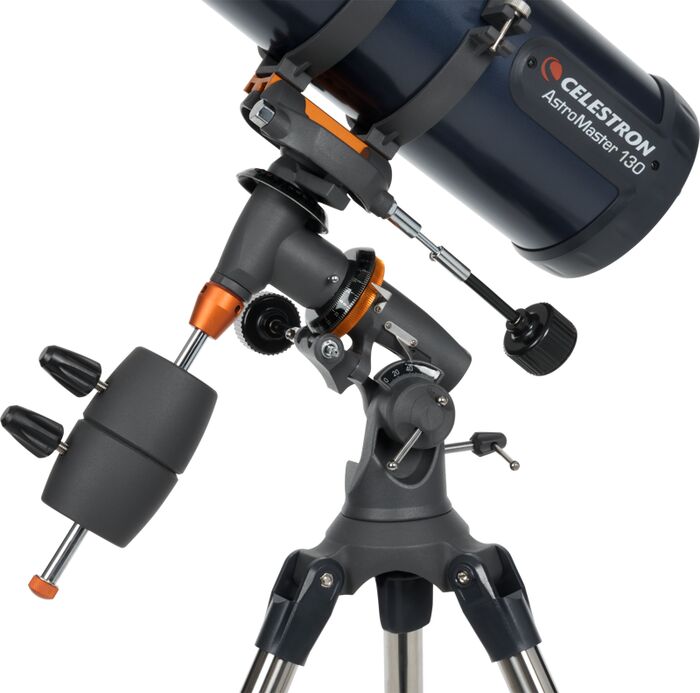Celestron Astromaster 130EQ með símahaldara og T-2 Barlow linsu