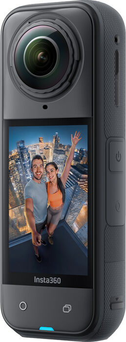 Insta360 X5 Essentials-pakki útivistarmyndavél - Svört