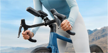 Insta360 X5 Essentials-pakki útivistarmyndavél - Svört