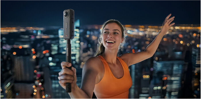 Insta360 X5 Essentials-pakki útivistarmyndavél - Svört