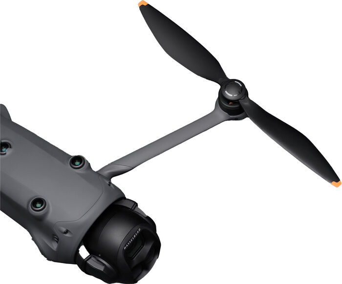 DJI Mavic 4 Pro spaðar