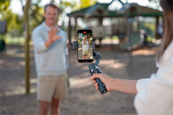 DJI Osmo Mobile 8 stöðugleikastöng - Grá