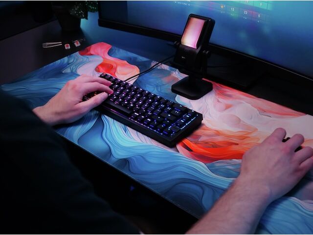 Cherry Xtrfy K5 V2 TKL mekanískt lyklaborð - Svart