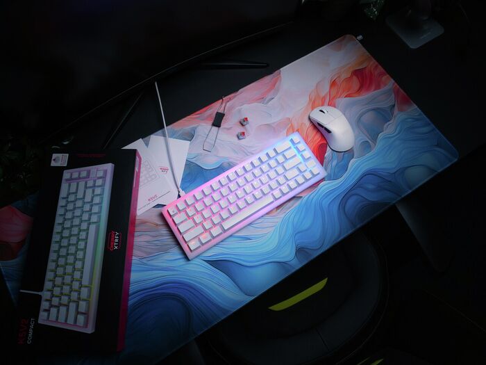 Cherry Xtrfy K5 V2 TKL mekanískt lyklaborð - Hvítt