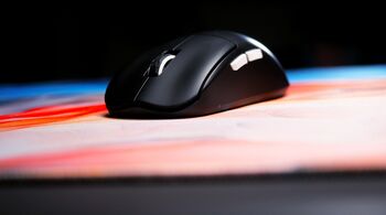 Cherry Xtrfy M68 Pro leikjamús - Svört 