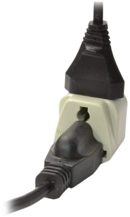 UK+US í EURO breytikló - auka innstunga