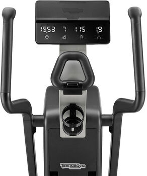 TechnoGym Elliptical skíðavél
