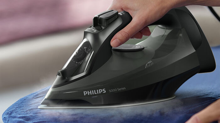 Philips 5000 Series gufustraujárn - Svart