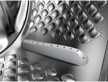 Electrolux SteamCare 700 EFI7H2EX6Q - Hvít