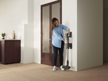 Electrolux 700 gólfhreinsitæki EP71B14WET - Svart