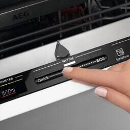 AEG Series 6000 uppþvottavél FSB64907Z til innbyggingar