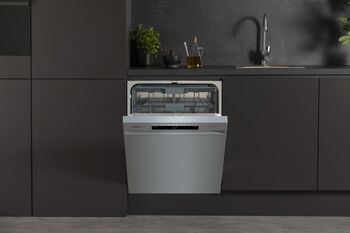 Hisense uppþvottavél HBU663BW - Stál