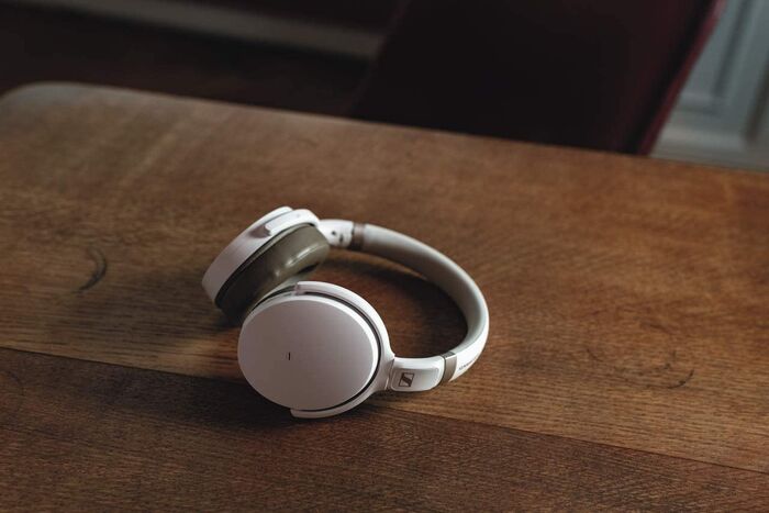 Sennheiser HD 450BT þráðlaus heyrnartól - Hvít