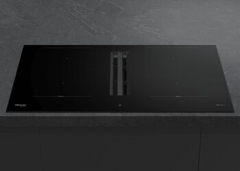 Hisense Spanhelluborð með gufugleypi HEH8443BSCWF