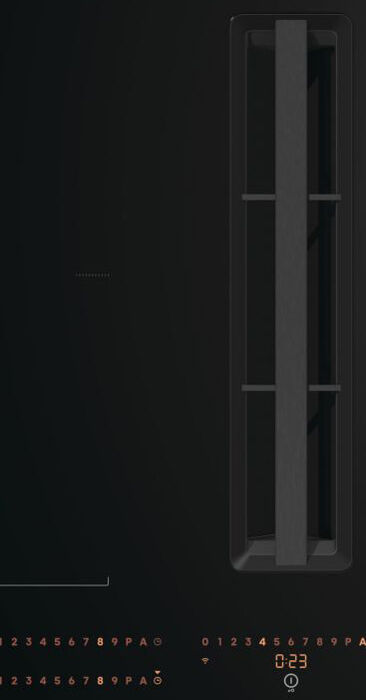 Hisense Spanhelluborð með gufugleypi HEH8443BSCWF