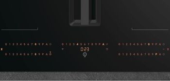 Hisense Spanhelluborð með gufugleypi HEH8443BSCWF