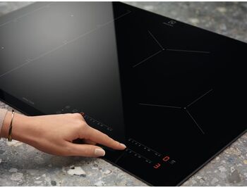 Electrolux spanhelluborð HHB850FBK