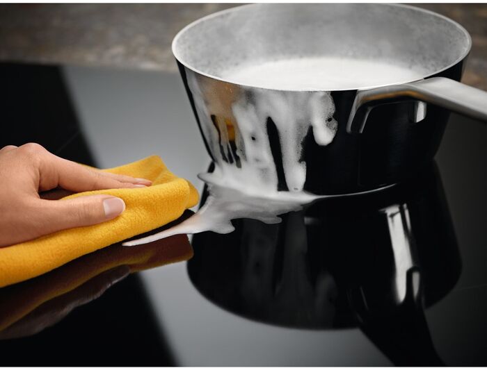 Electrolux spanhelluborð með gufugleypi