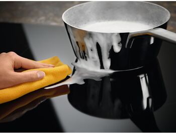 Electrolux spanhelluborð með gufugleypi