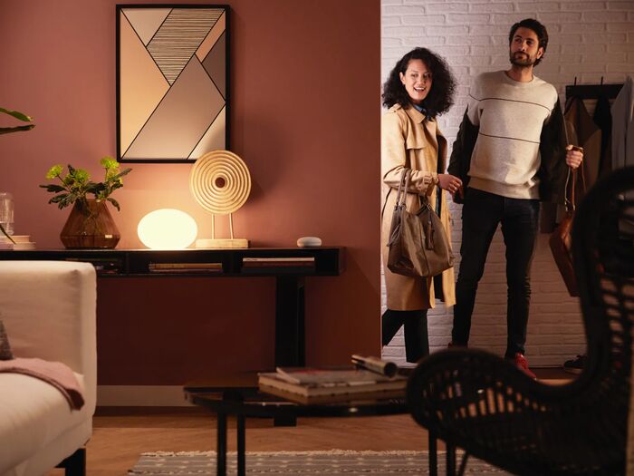 Philips Hue E27 sett (2 perur + Hue tengistöð)