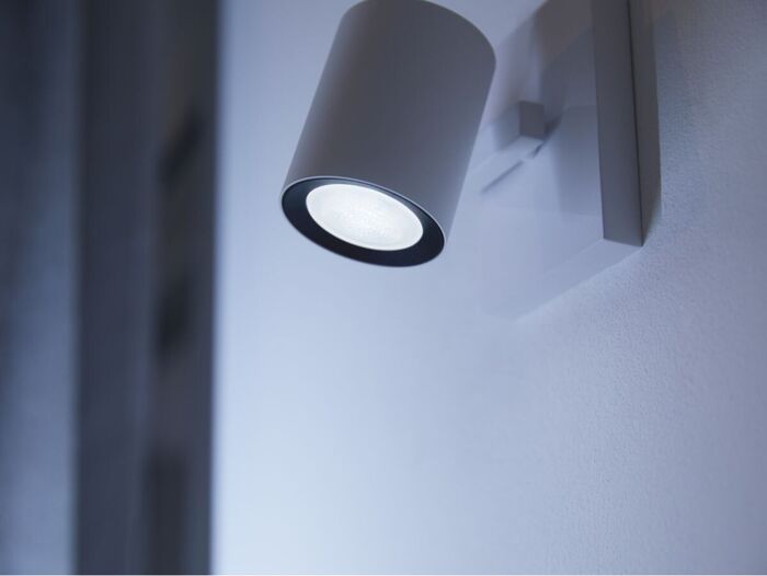 Philips Hue White Ambiance snjallpera GU10
