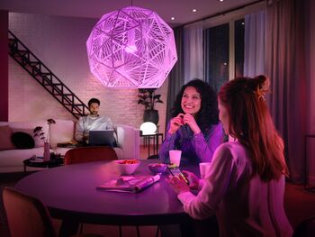 Philips Hue White og Color Ambiance E27 sett (3 perur + Hue tengistöð + Dimmir)