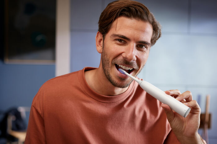 Philips Sonicare Series 7100 rafmagnstannbursti - Hvítur