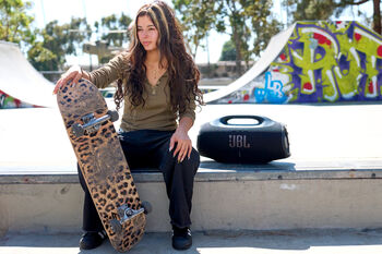 JBL ferðahátalari Boombox 4 - Svartur