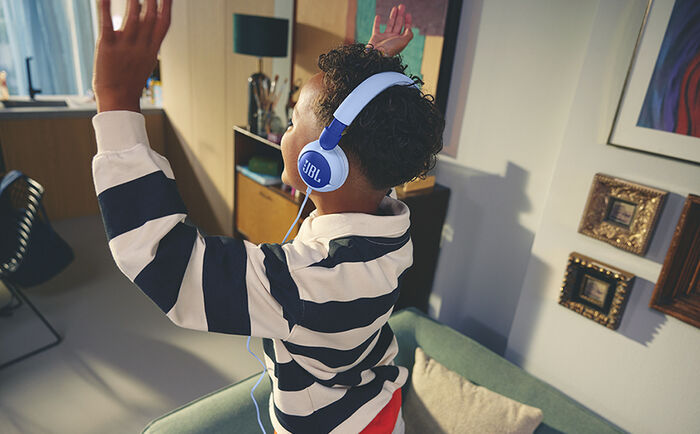Product image not available for JBL Junior 320 barnaheyrnartól - Blá