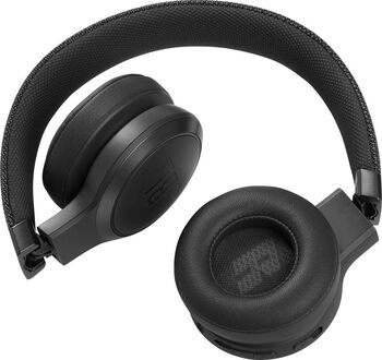 JBL Live 460 þráðlaus heyrnartól - Svört