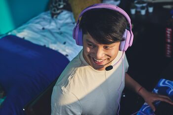 JBL Quantum 100M2 leikjaheyrnartól - Bleik