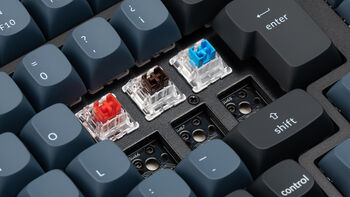 Keychron K4 Pro RGB þráðlaust lyklaborð - Brúnir rofar