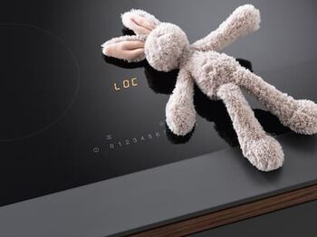 Miele KM7363FL spanhelluborð - Svart