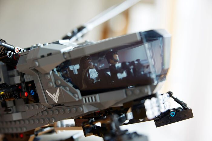 LEGO Icons Dune Atreides Royal Ornithopter 10327