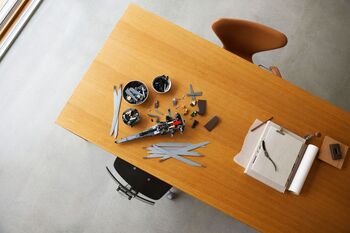 LEGO Icons Dune Atreides Royal Ornithopter 10327