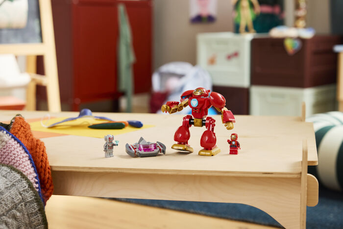LEGO Marvel Iron Man and his Incredible Friends Iron Man gegn Ultron 11209